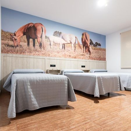 Hostal Vinuela San Pedro de Merida Luaran gambar