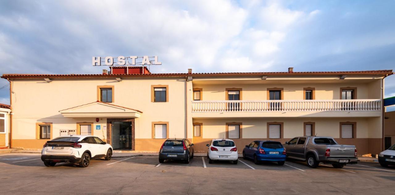 Hostal Vinuela San Pedro de Merida Luaran gambar
